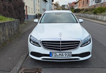 Mercedes-Benz C 300 102.845 km 24.500 &euro; Neuhof 36119