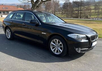 BMW 525 217.000 km 10.800 &euro; Hilders 36115
