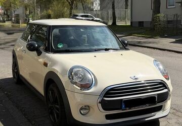 Mini ONE 84.000 km 8.750 &euro; Fulda 36043