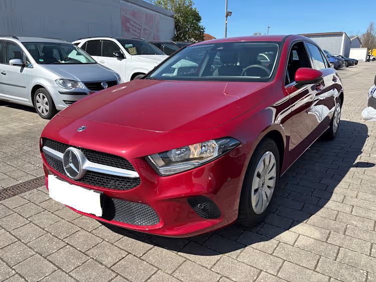 Mercedes-Benz A 200 181.000 km 16.780 &euro; Eichenzell 36124