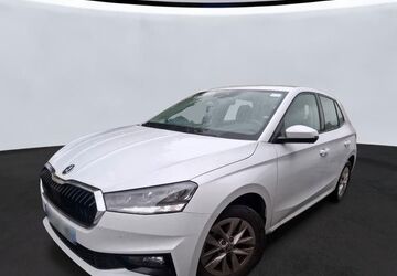 Skoda Fabia 117.387 km 11.700 &euro; Burghaun 36151