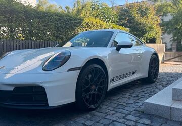 Porsche 992 7.859 km 128.999 &euro; Fulda 36043