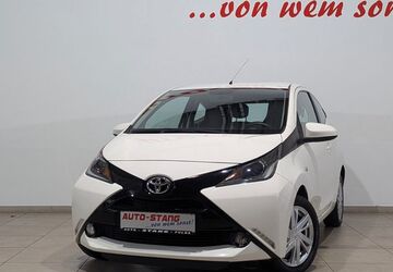 Toyota Aygo (X) 96.002 km 7.950 &euro; Fulda 36043