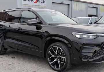 VW Tayron 25.429 km 46.950 &euro; Burghaun 36151