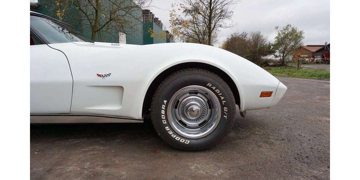 Corvette C3 21.250 km 34.900 &euro; Sinntal-Weiperz 36391
