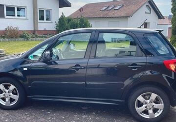 Suzuki SX4 104.000 km 6.400 &euro; Hünfeld 36088