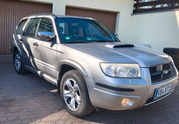 Subaru Forester 188.000 km 6.700 &euro; Schlitz 36110