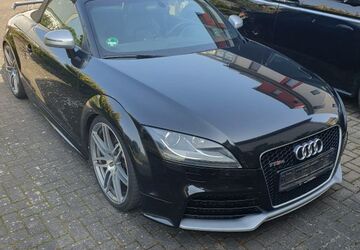 Audi TT RS 127.600 km 24.680 &euro; Tann 36142