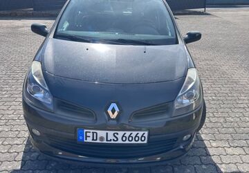 Renault Clio 126.000 km 3.980 &euro; Ebersburg 36157