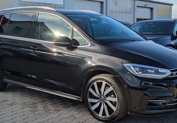 VW Touran 24.032 km 37.950 &euro; Burghaun 36151