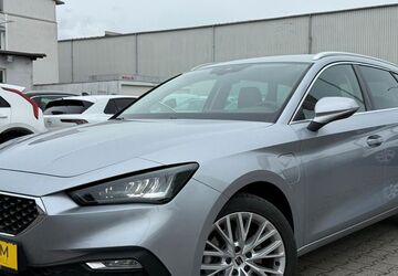 Seat Leon 26.691 km 19.890 &euro; Fulda 36043