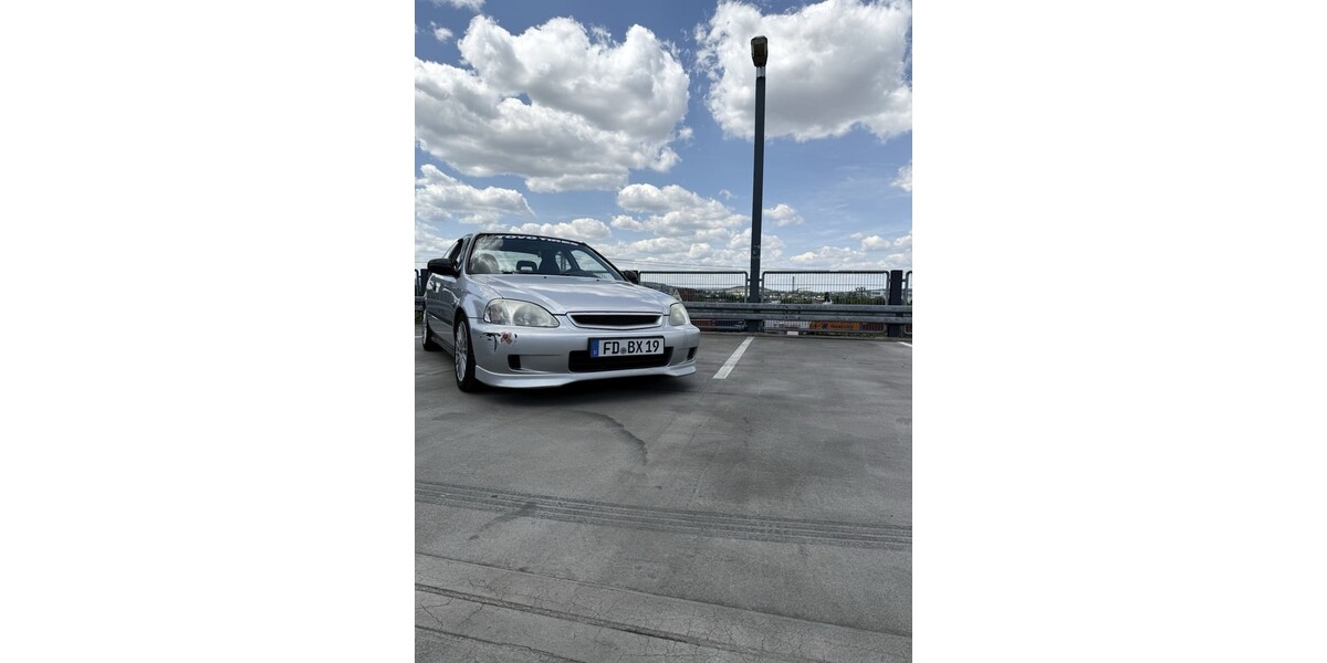 Honda Civic 145.000 km 5.000 &euro; Fulda 36037
