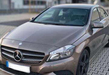 Mercedes-Benz A 180 152.000 km 8.500 &euro; Burghaun 36151