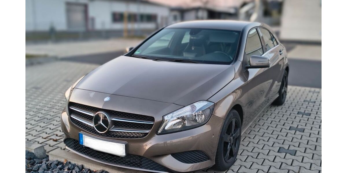 Mercedes-Benz A 180 152.000 km 8.500 &euro; Burghaun 36151