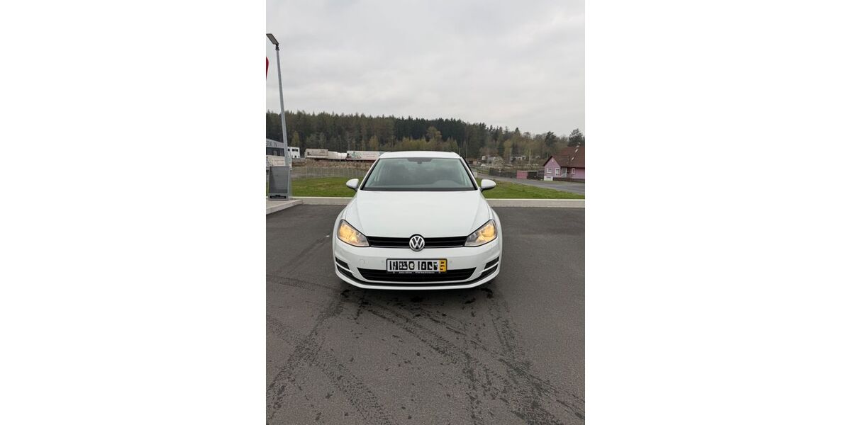 VW Golf 77.000 km 14.990 &euro; Wildflecken 97772