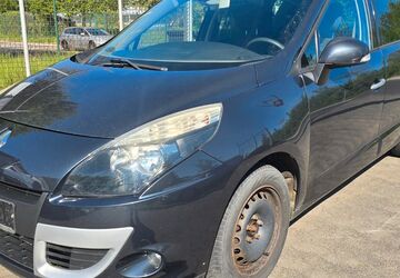 Renault Scenic 155.000 km 2.699 &euro; Fulda 36041