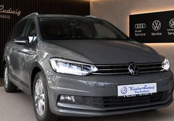 VW Touran 9.900 km 41.990 &euro; Fulda 36043