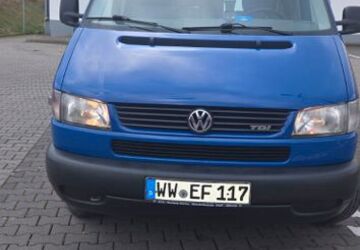 VW T4 Caravelle 410.000 km 5.500 &euro; Hosenfeld 36154