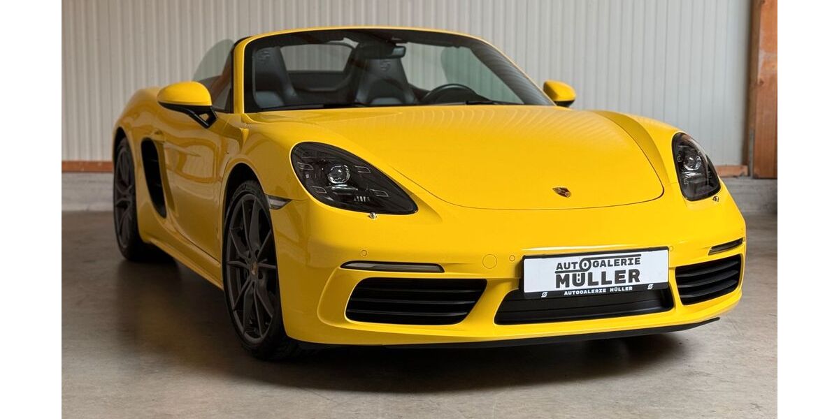 Porsche Boxster 25.741 km 63.900 &euro; Künzell 36093