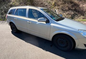 Opel Astra 201.000 km 2.501 &euro; Lauterbach 36341
