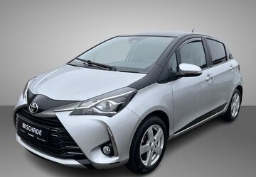 Toyota Yaris 35.000 km 12.950 &euro; Petersberg 36100