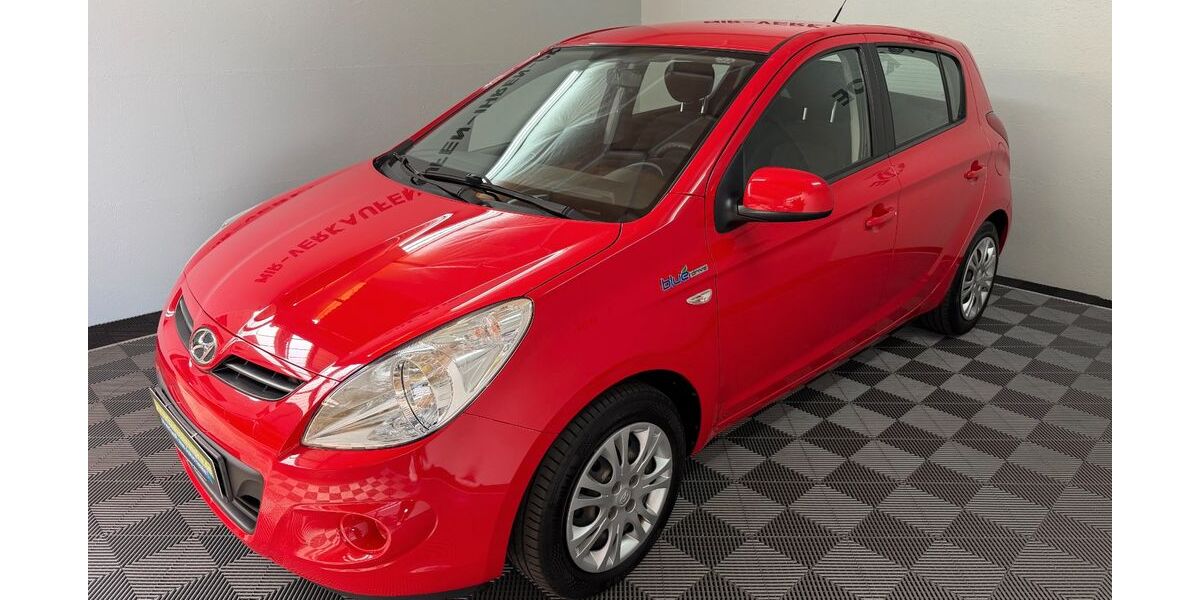 Hyundai i20 137.998 km 4.799 &euro; Fulda 36043