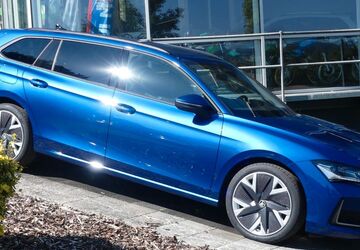 Skoda Superb 1.043 km 44.900 &euro; Buttlar 36419