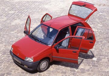 Renault Clio 60.000 km 1.500 &euro; Eichenzell 36124