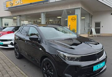 Opel Grandland (X) 56.554 km 21.880 &euro; Lauterbach 36341