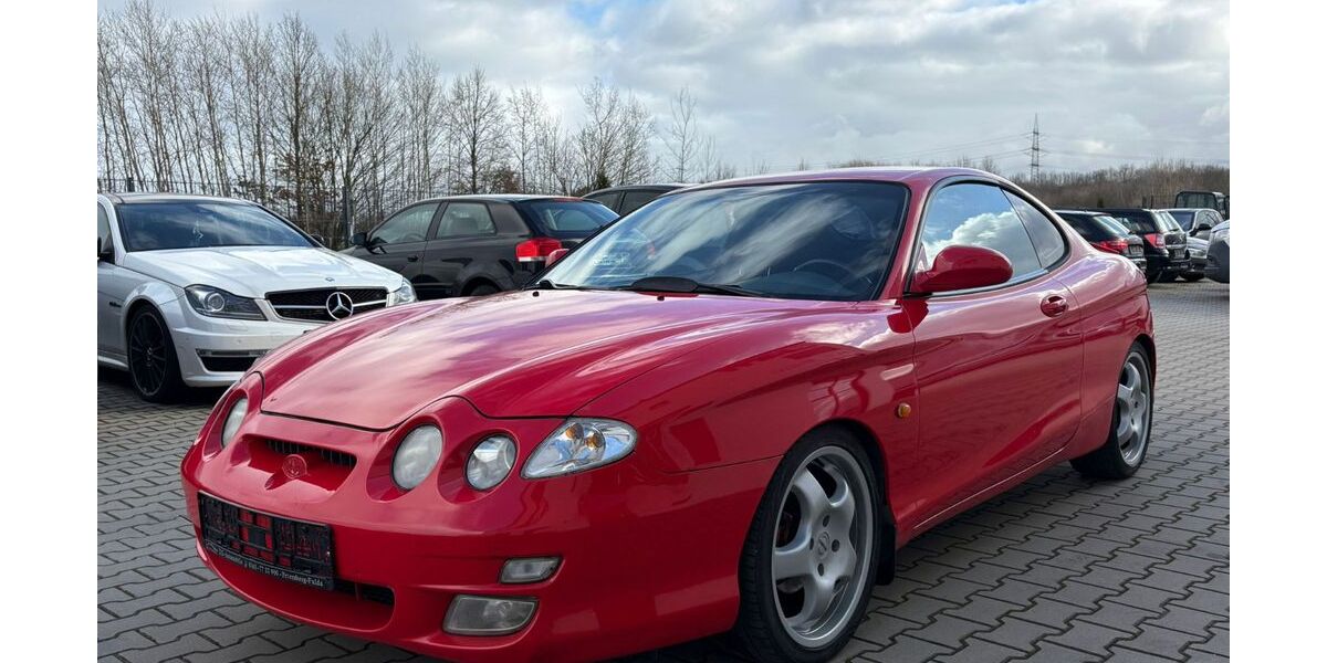 Hyundai Coupe 189.000 km 2.880 &euro; Eichenzell 36124