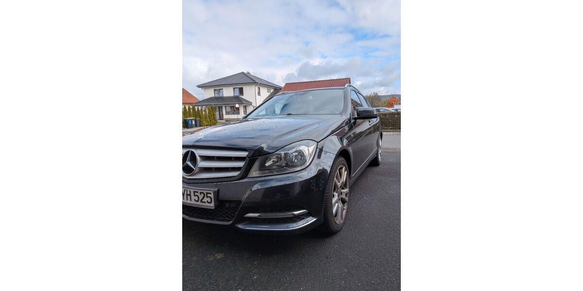 Mercedes-Benz C 200 235.000 km 7.700 &euro; Kalbach 36148
