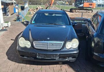 Mercedes-Benz 200 360.000 km 1.900 &euro; Kalbach 36148