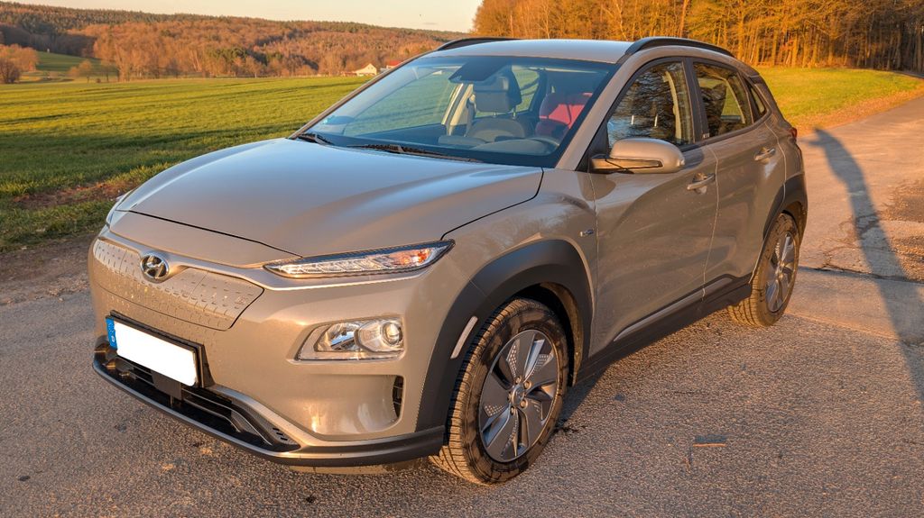 Hyundai KONA Elektro 44.500 km 17.400 &euro; Ebersburg 36157