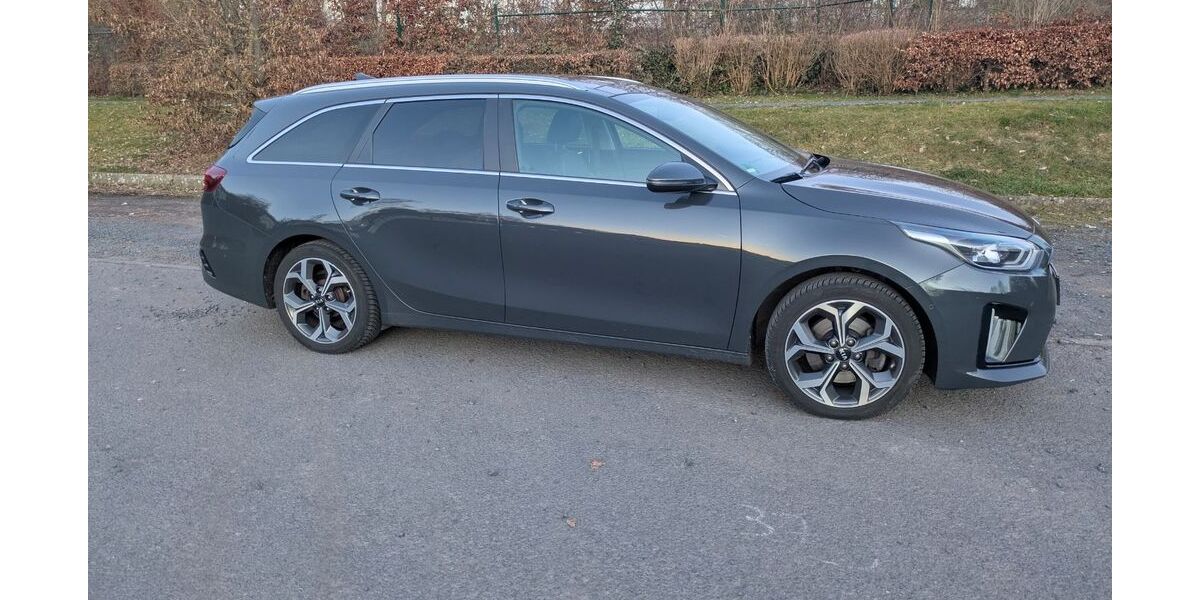 Kia ceed Sportswagon 70.000 km 20.000 &euro; Lauterbach 36341