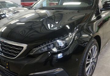 Peugeot 308 172.714 km 10.700 &euro; Gersfeld 36129