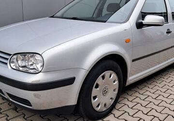 VW Golf 119.709 km 4.580 &euro; Schlüchtern 36381