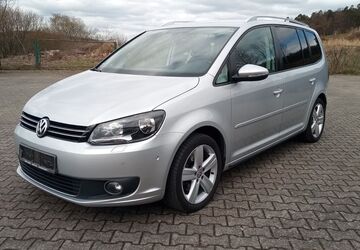 VW Touran 105.020 km 12.990 &euro; Uttrichshausen 36148