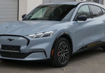 Ford Mustang Mach-E 1.867 km 42.490 &euro; Ehrenberg-Seiferts 36115