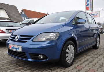 VW Golf 121.930 km 4.900 &euro; Schlüchtern 36381