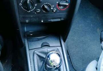 Peugeot 207 178.000 km 1.200 &euro; Neuhof 36119