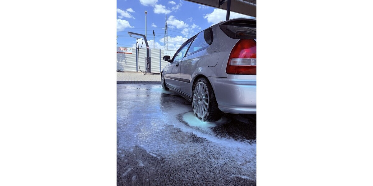 Honda Civic 145.000 km 5.000 &euro; Fulda 36037