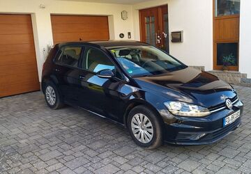 VW Golf 159.000 km 12.500 &euro; Hofbieber 36145