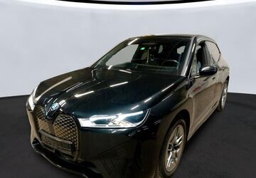 BMW iX 28.500 km 35.999 &euro; Fulda 36043