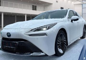 Toyota Mirai 148.000 km 9.950 &euro; Künzell 36093