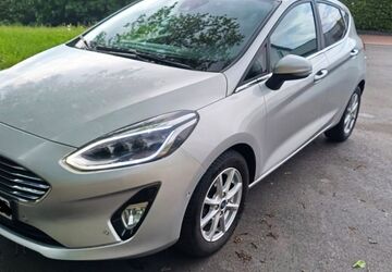 Ford Fiesta 52.889 km 12.690 &euro; Neuhof 36119
