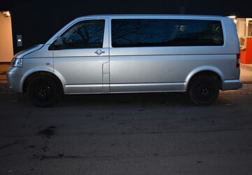VW T5 Caravelle 218.347 km 8.800 &euro; Fulda 36037