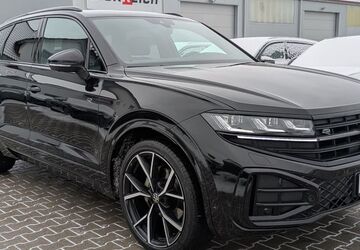 VW Touareg 22.621 km 73.950 &euro; Burghaun 36151