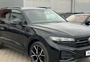 VW Touareg 22.419 km 73.950 &euro; Burghaun 36151