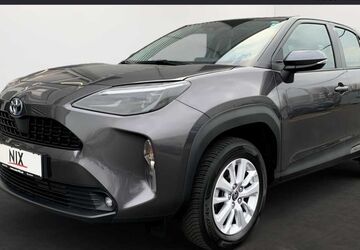 Toyota Yaris Cross 29.520 km 21.990 &euro; Petersberg 36100