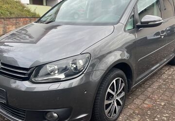 VW Touran 250.000 km 4.490 &euro; Petersberg 36100